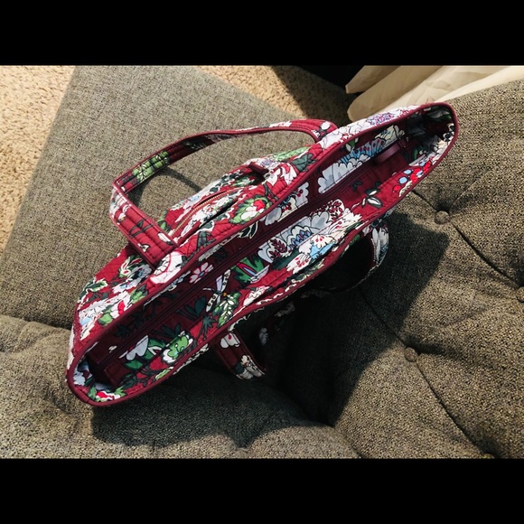 🌺 Vera Bradley Iconic Tote 🌺 - Picture 4 of 7